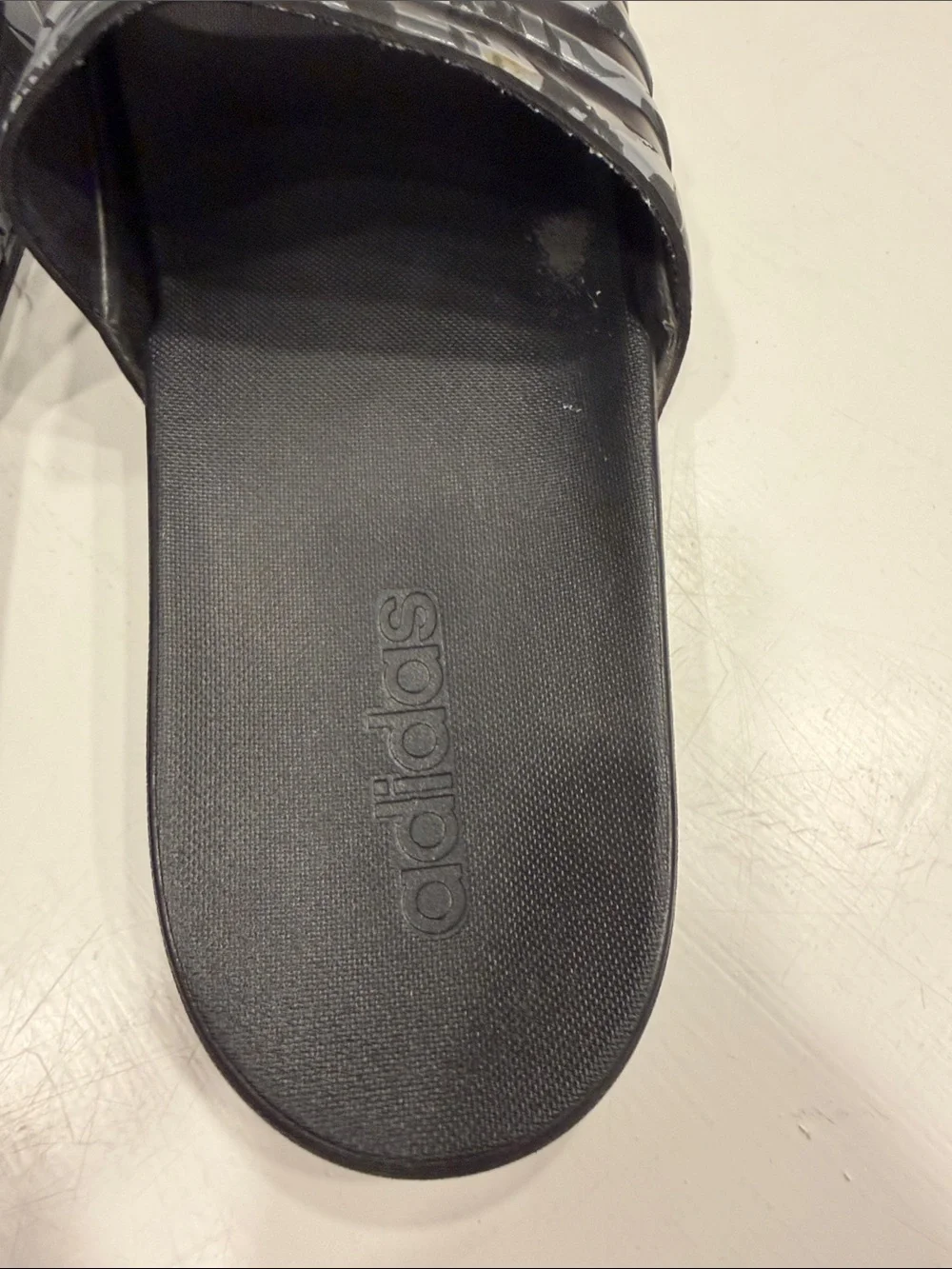 adidas Men's Black and Gray Patterned Slide Sandals